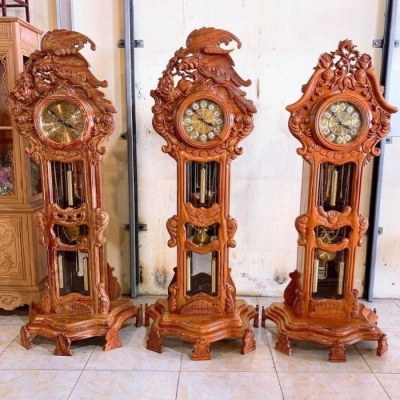 ĐỒNG HÒ LÁ TÂY - ĐẠI BÀNG GÕ ĐỎ